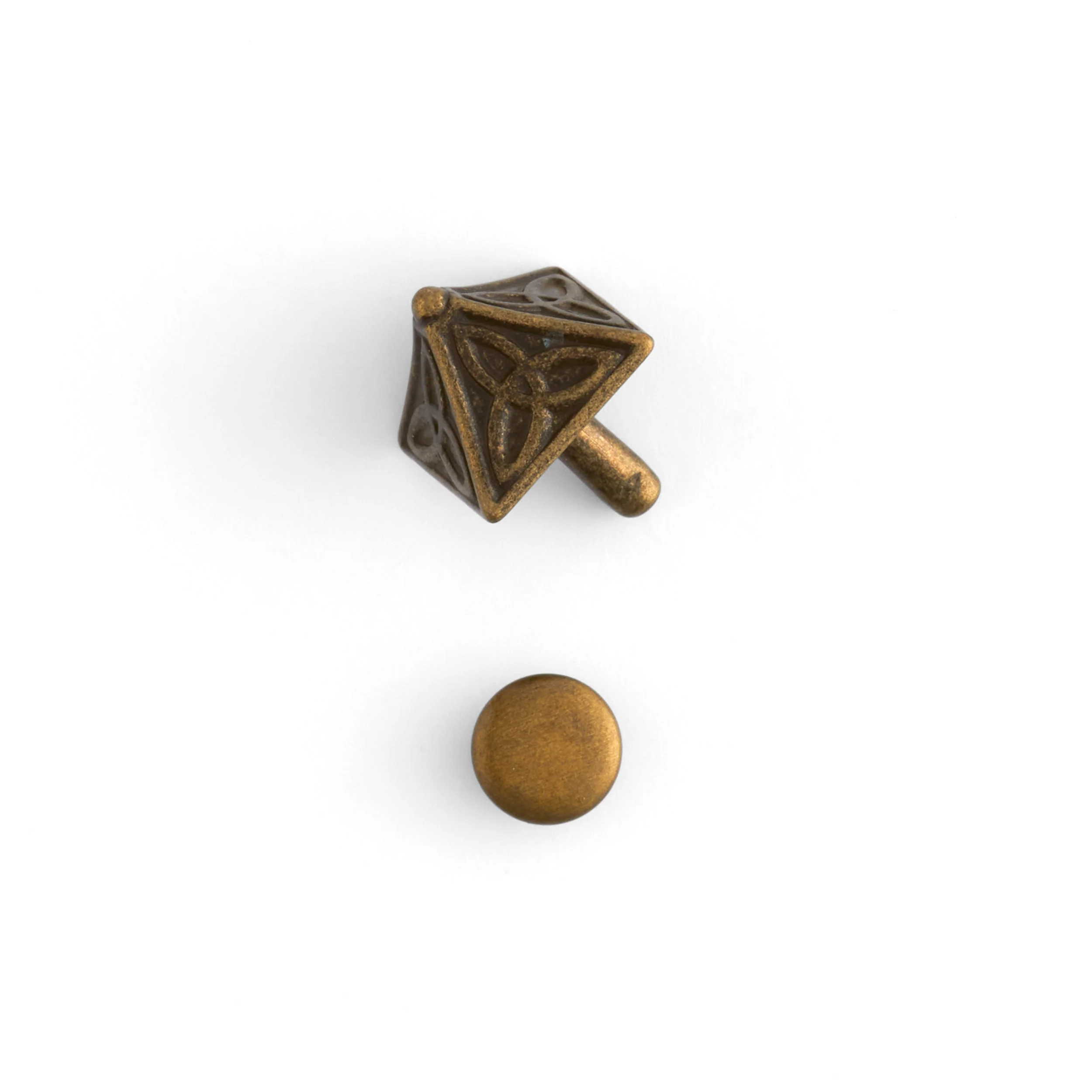 Celtic Pyramid Rivets 6 Pack - Image 7