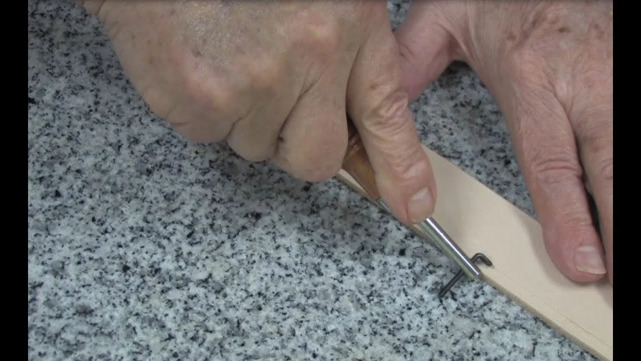 Craftool® Adjustable Groover - Image 3