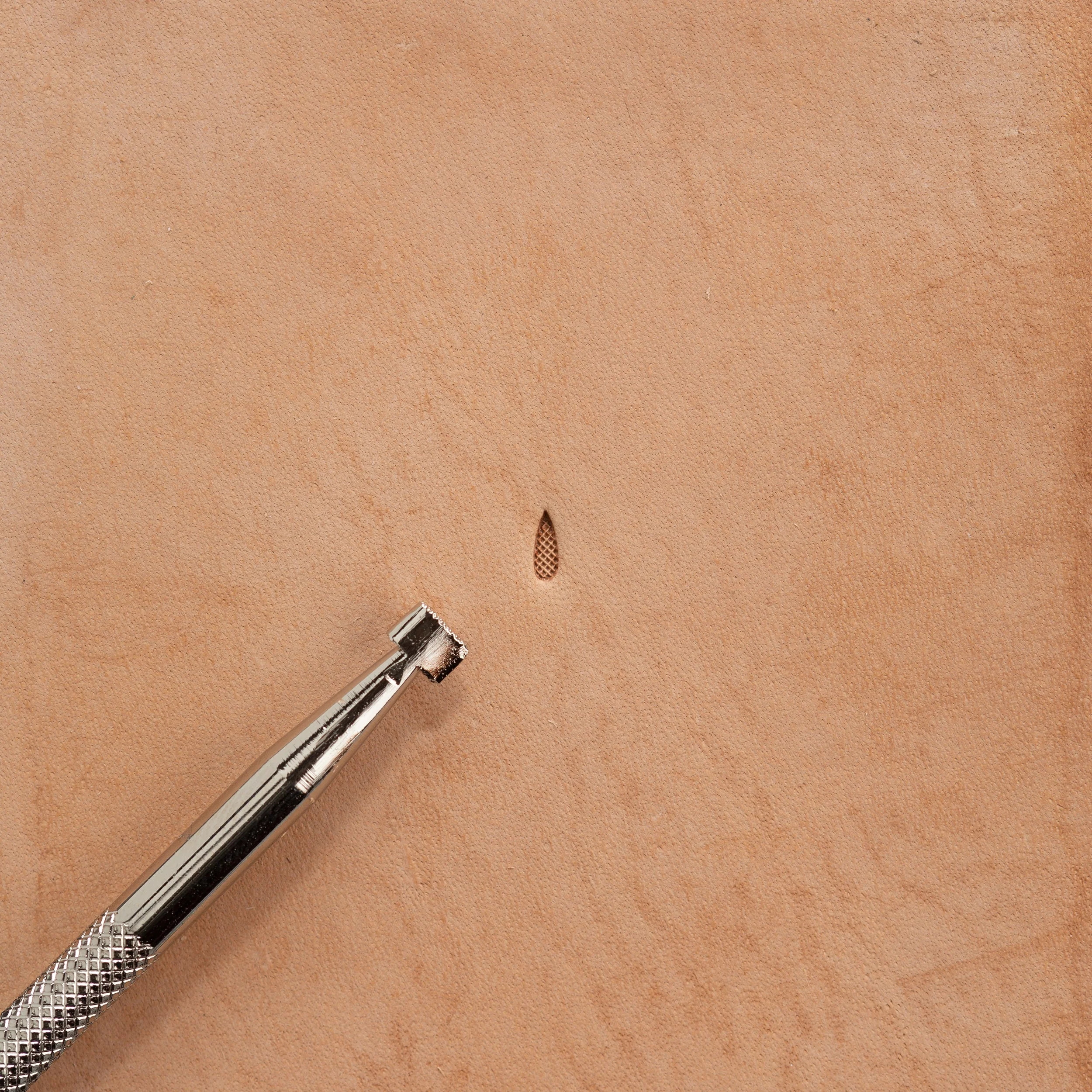 Craftool® Checked Teardrop Background Stamp - Image 5