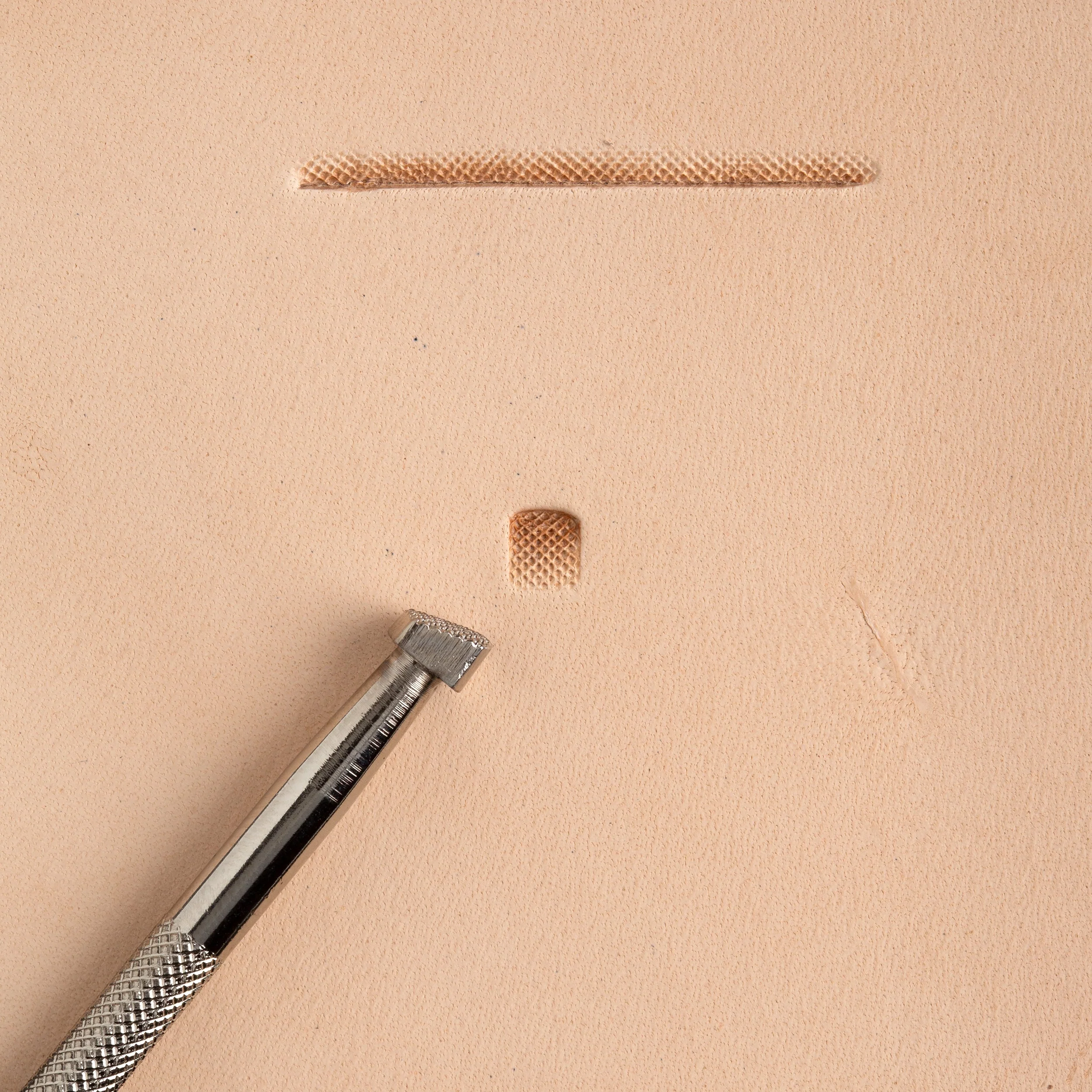 Craftool® Checked Beveler Stamp - Image 5