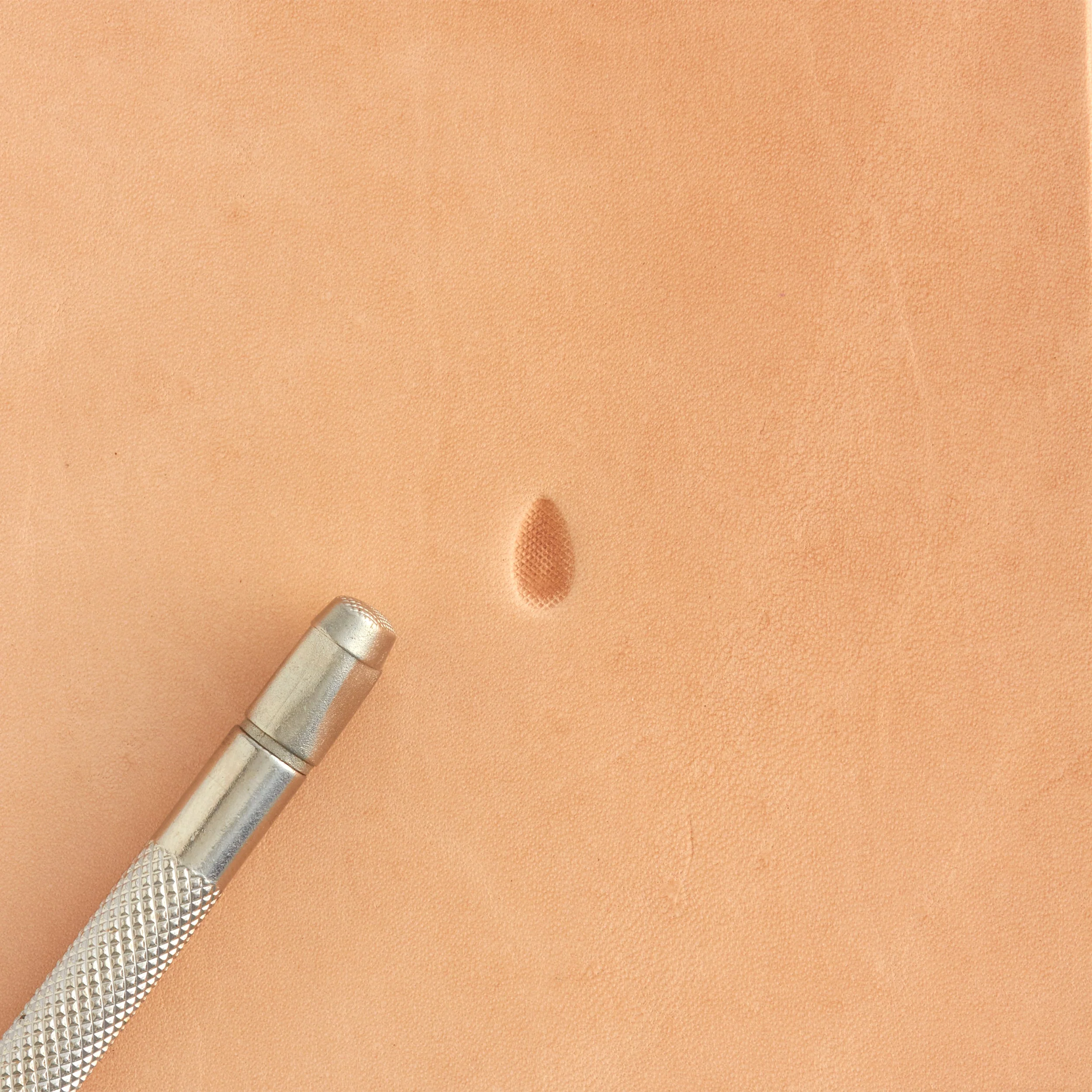 Craftool® Checked Pear Shader Stamp - Image 5
