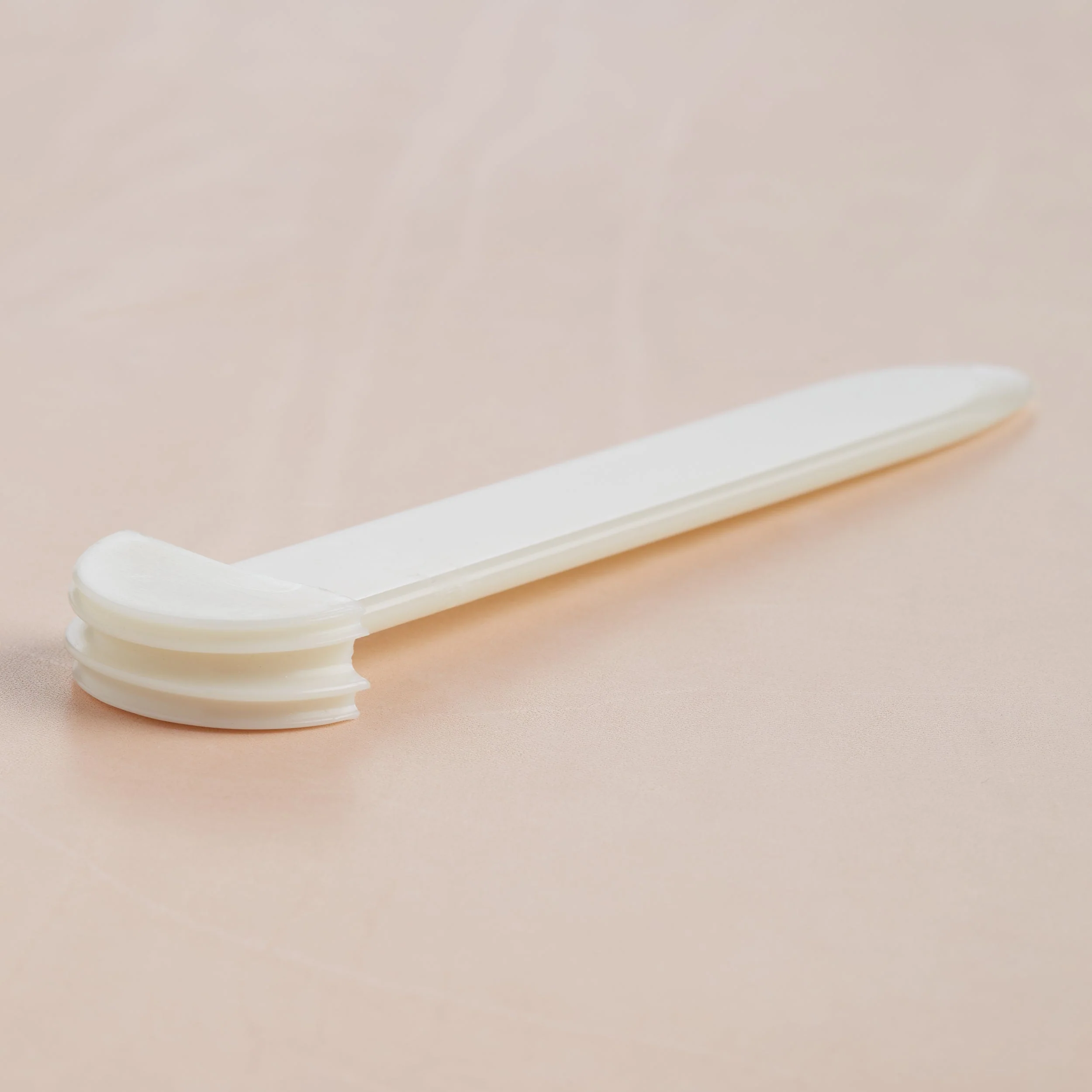 Craftool® Plastic Bone Folder - Image 4