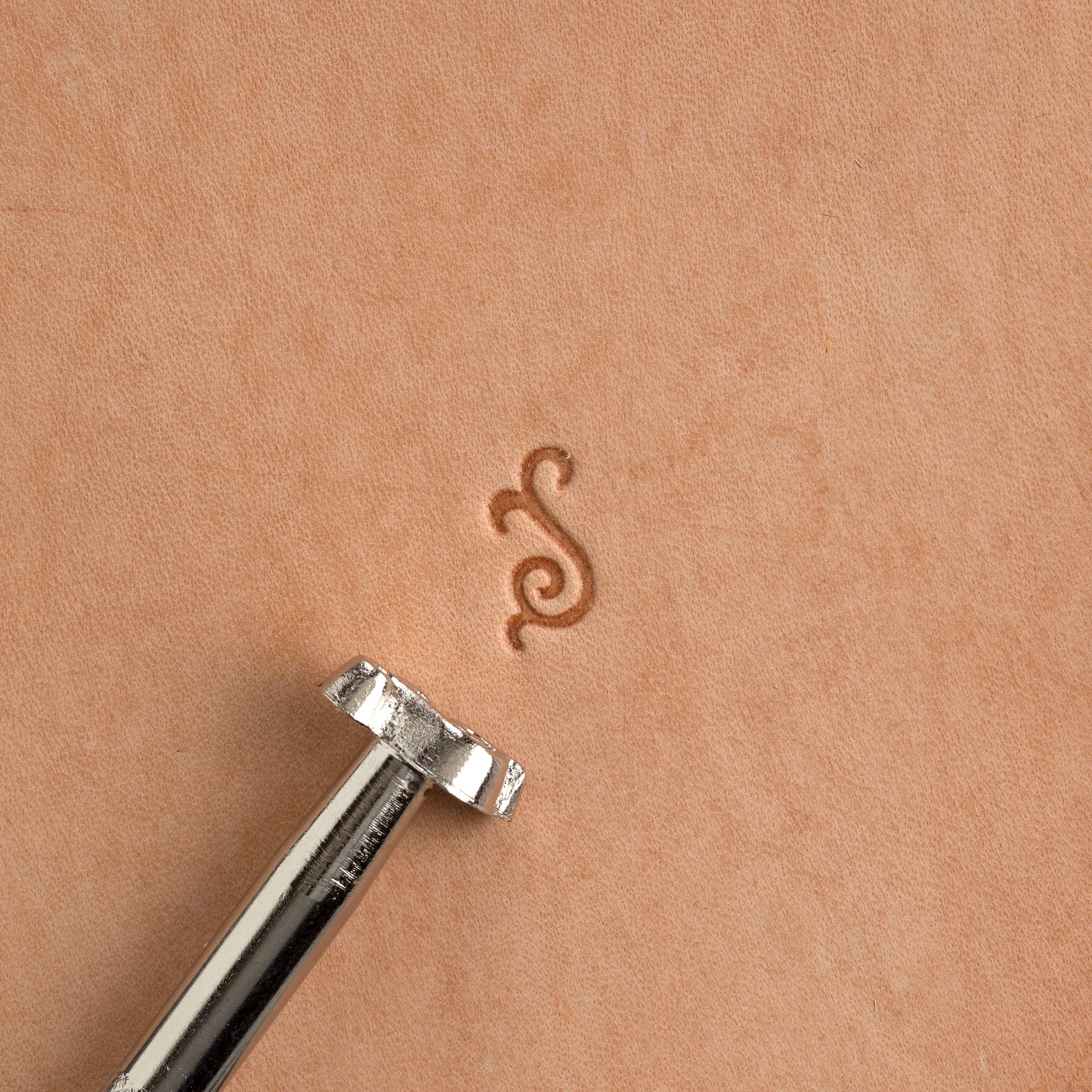 Craftool® Scroll Border Stamp - Image 3