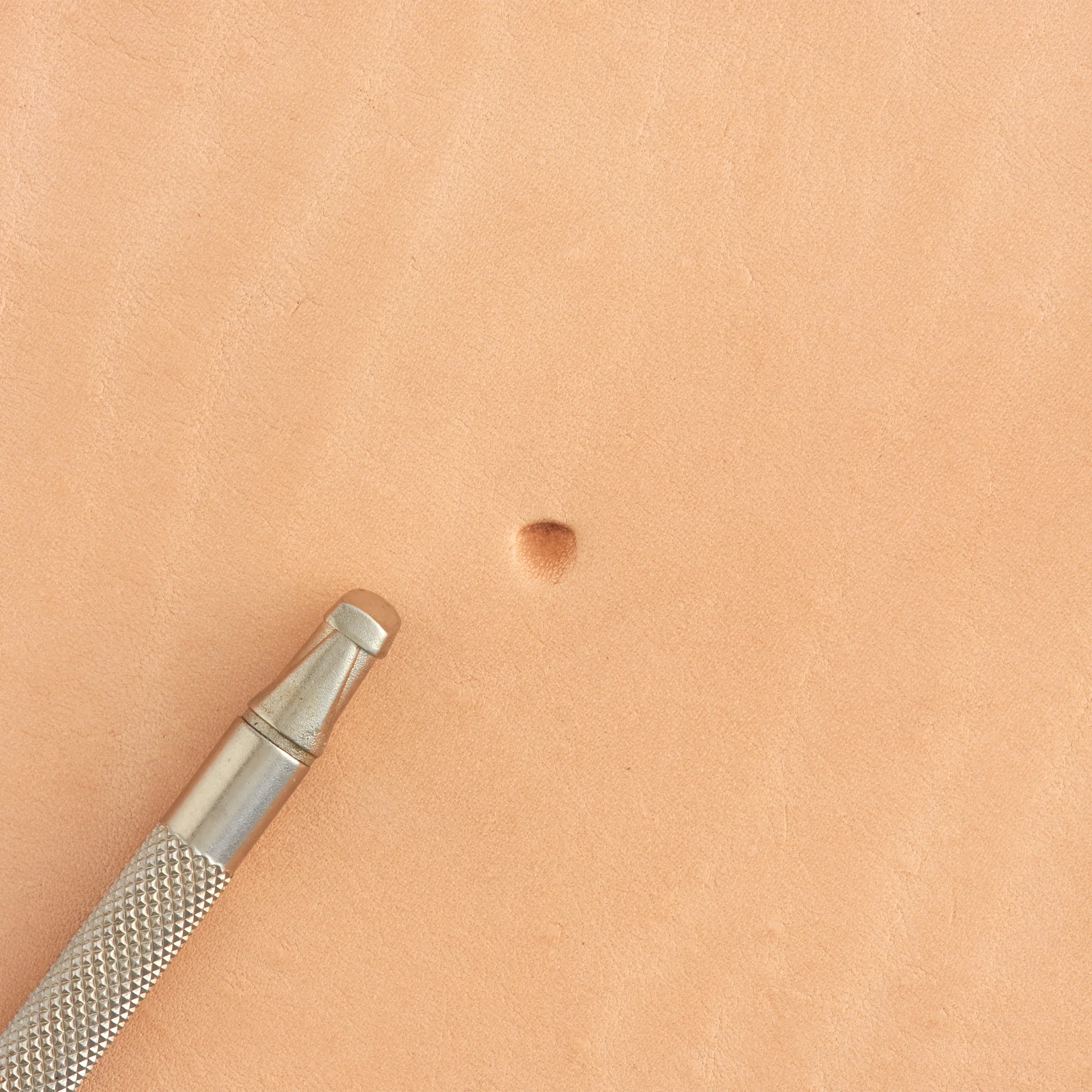 Craftool® Smooth Beveler Stamp - Image 5
