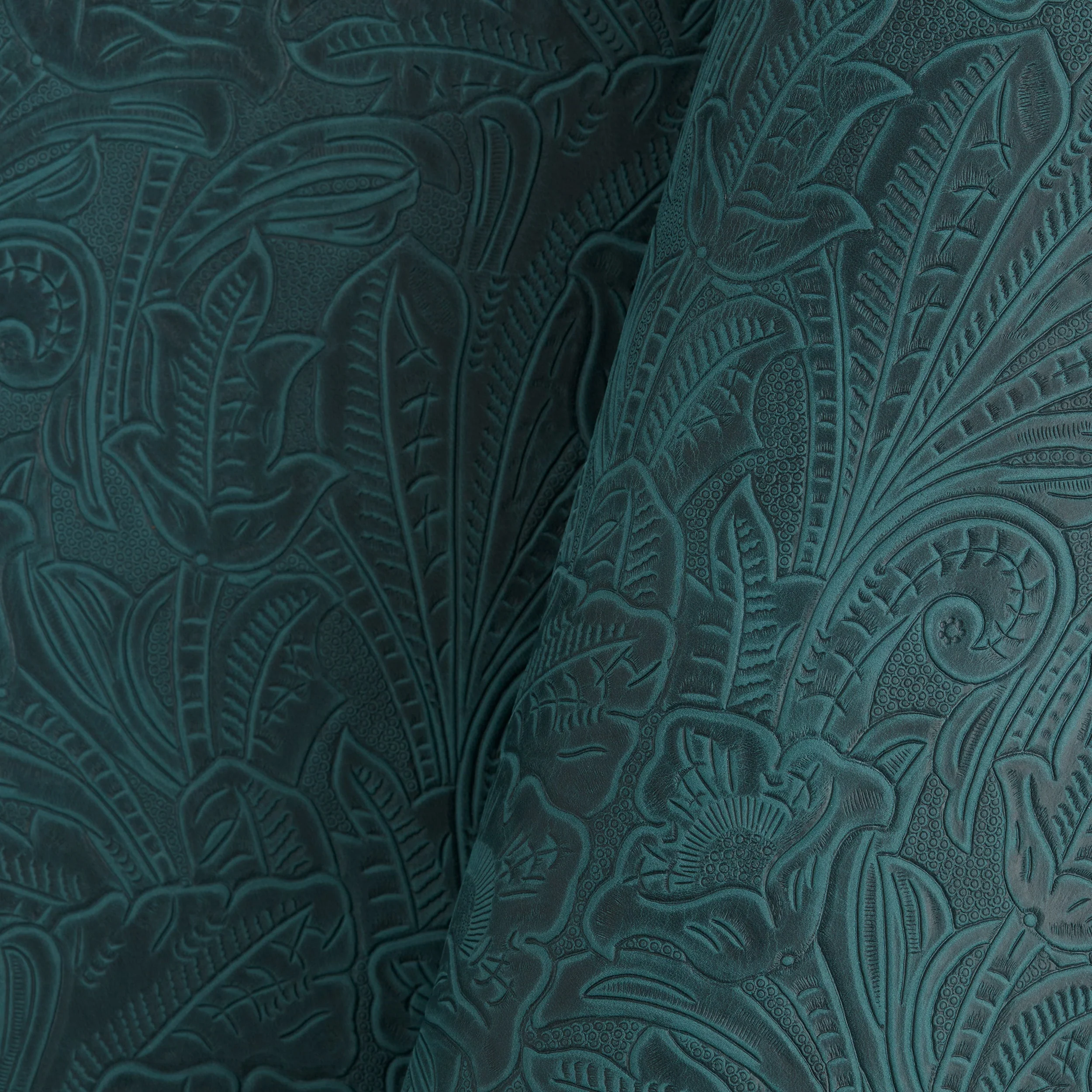 Denver Camurga Embossed Side - Image 4