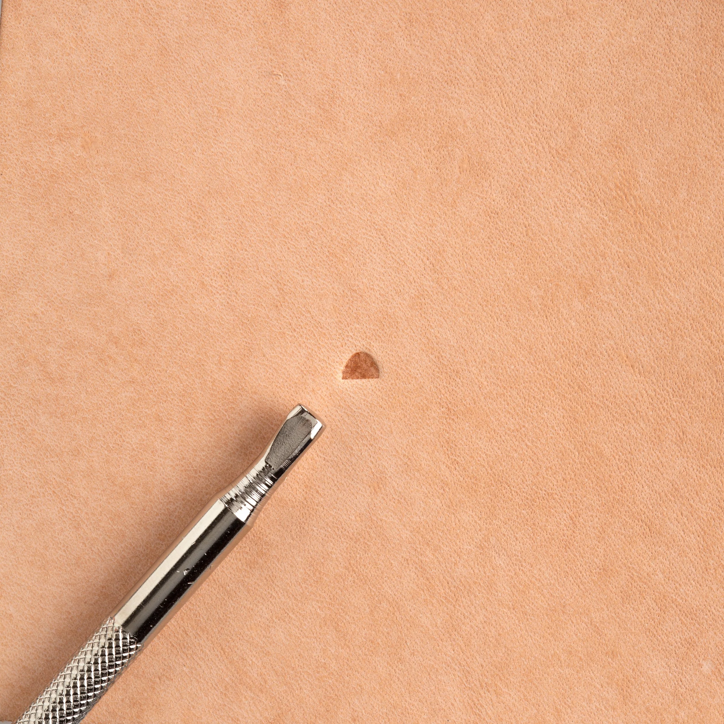 Craftool® Smooth Figure Beveler Stamp - Image 2