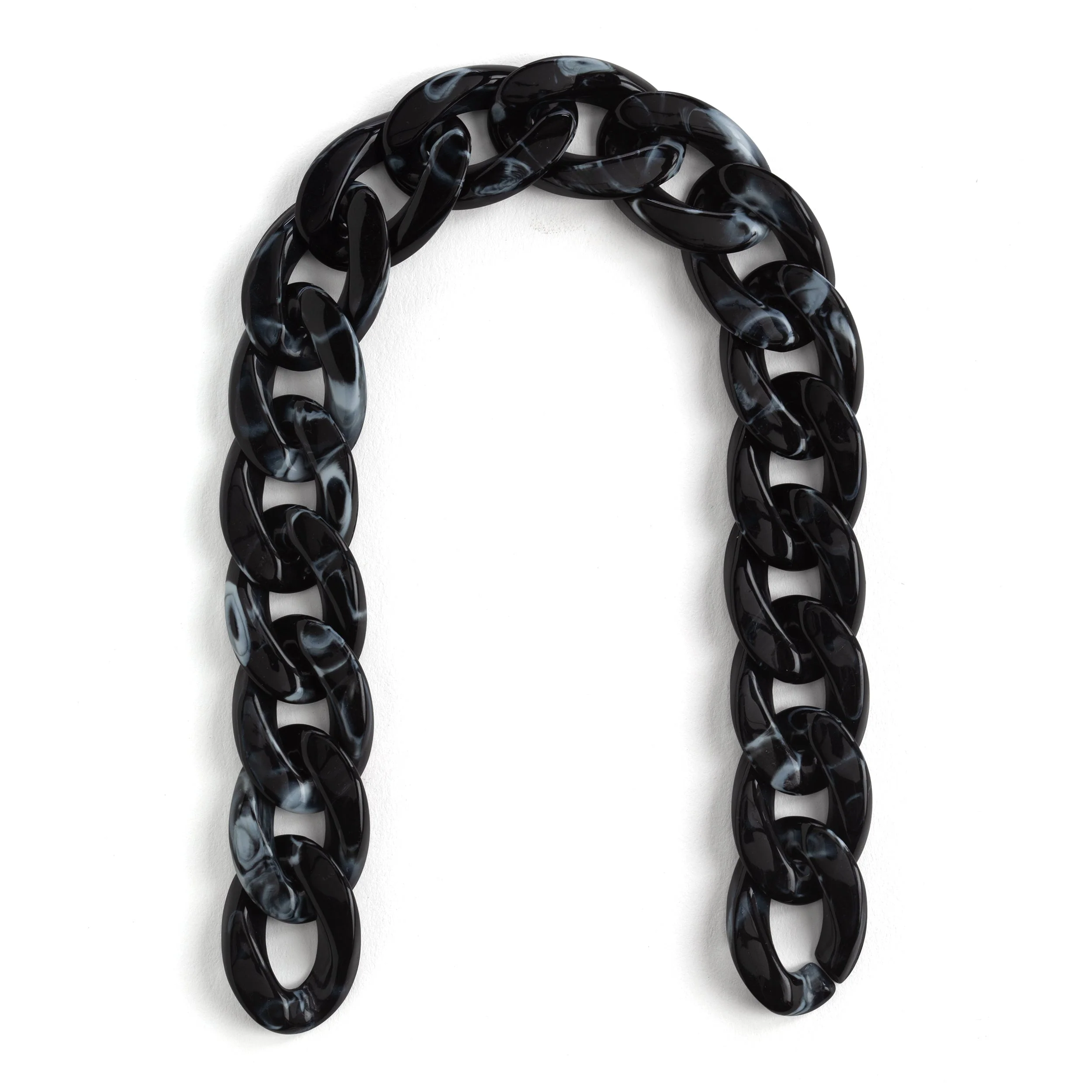 Large Acrylic Chain - Image 4