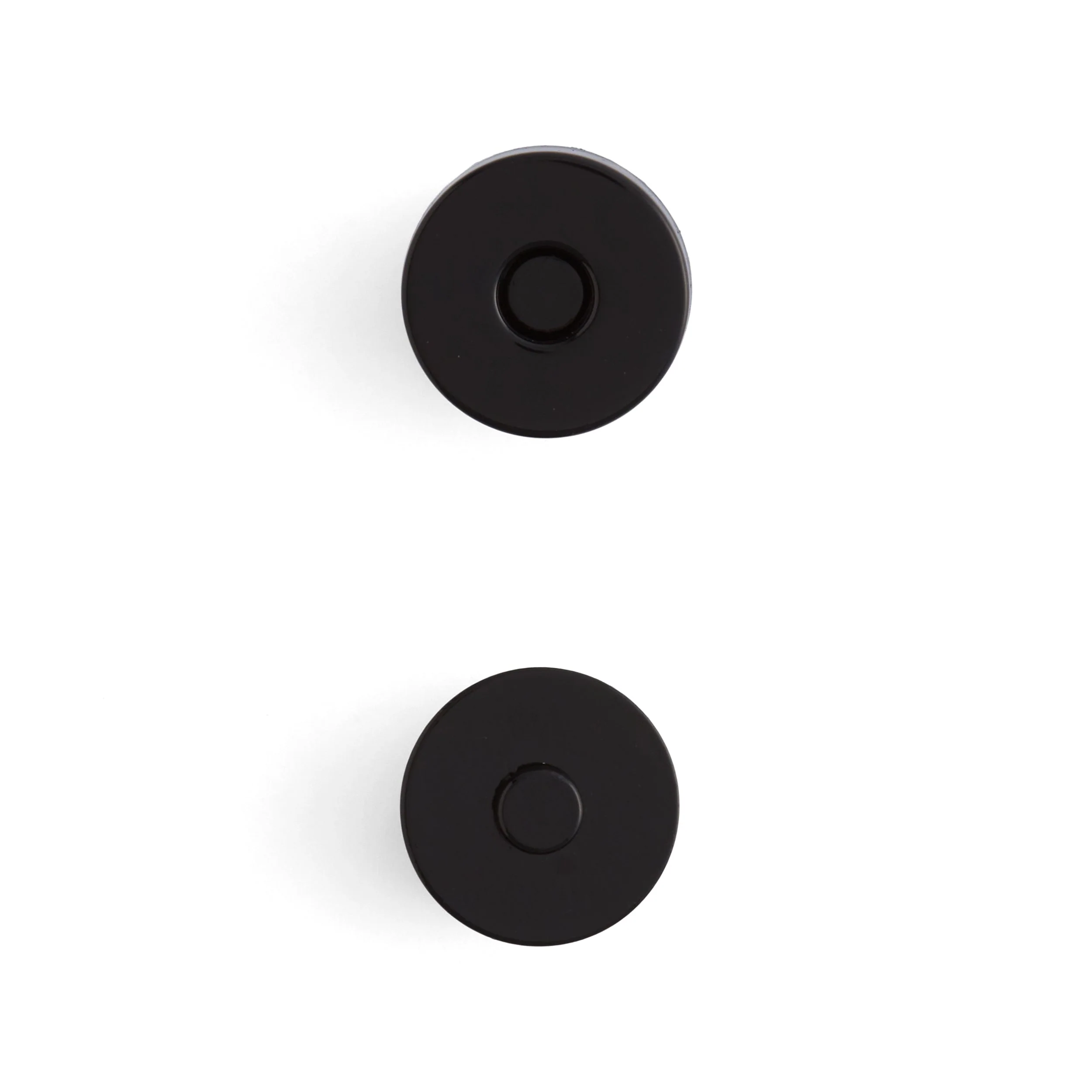 Magnetic Bag Clasp - Image 8