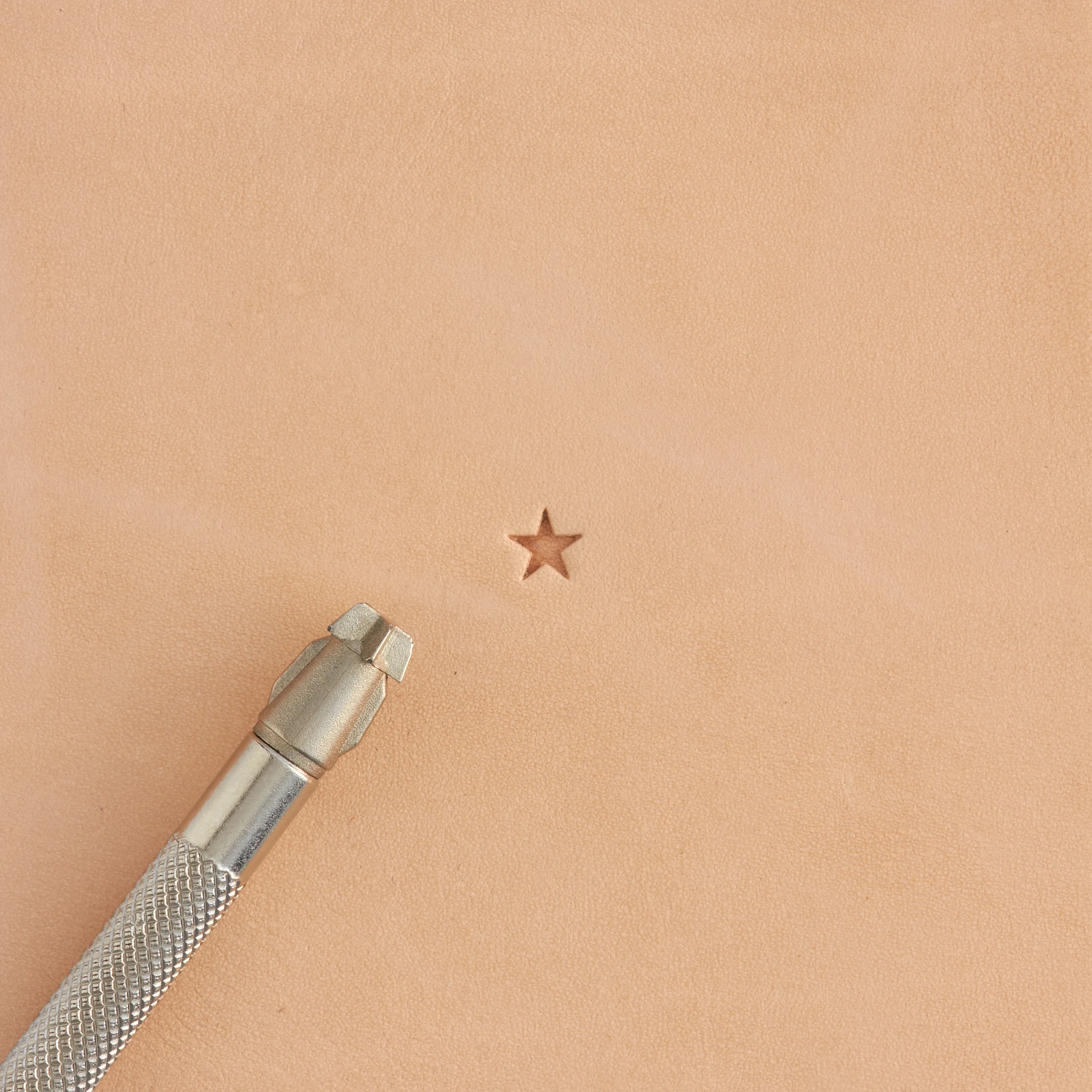 Craftool® Classic Star Stamp - Image 3