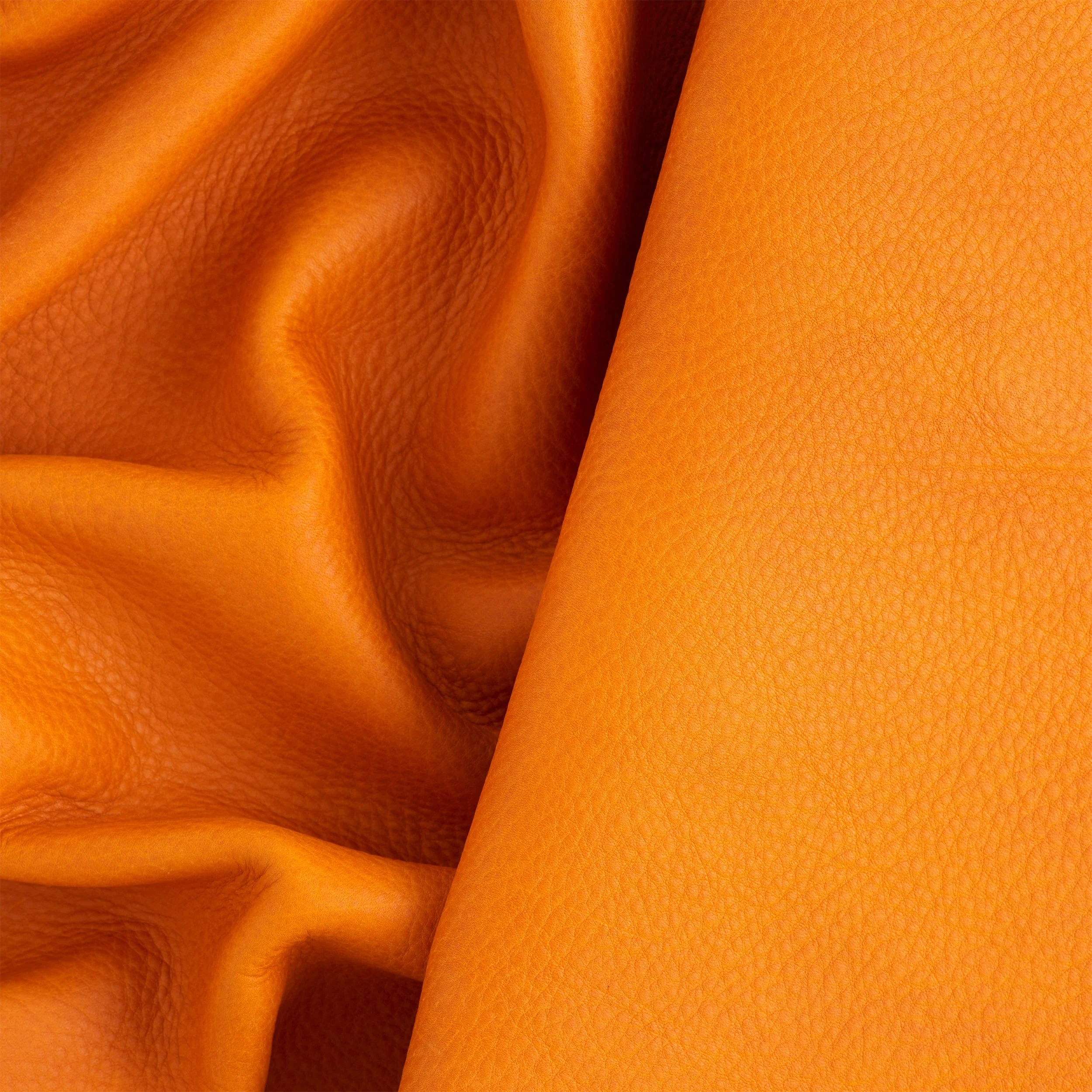 Vibrant Dyed Veg-Tan Double Shoulder - Image 19