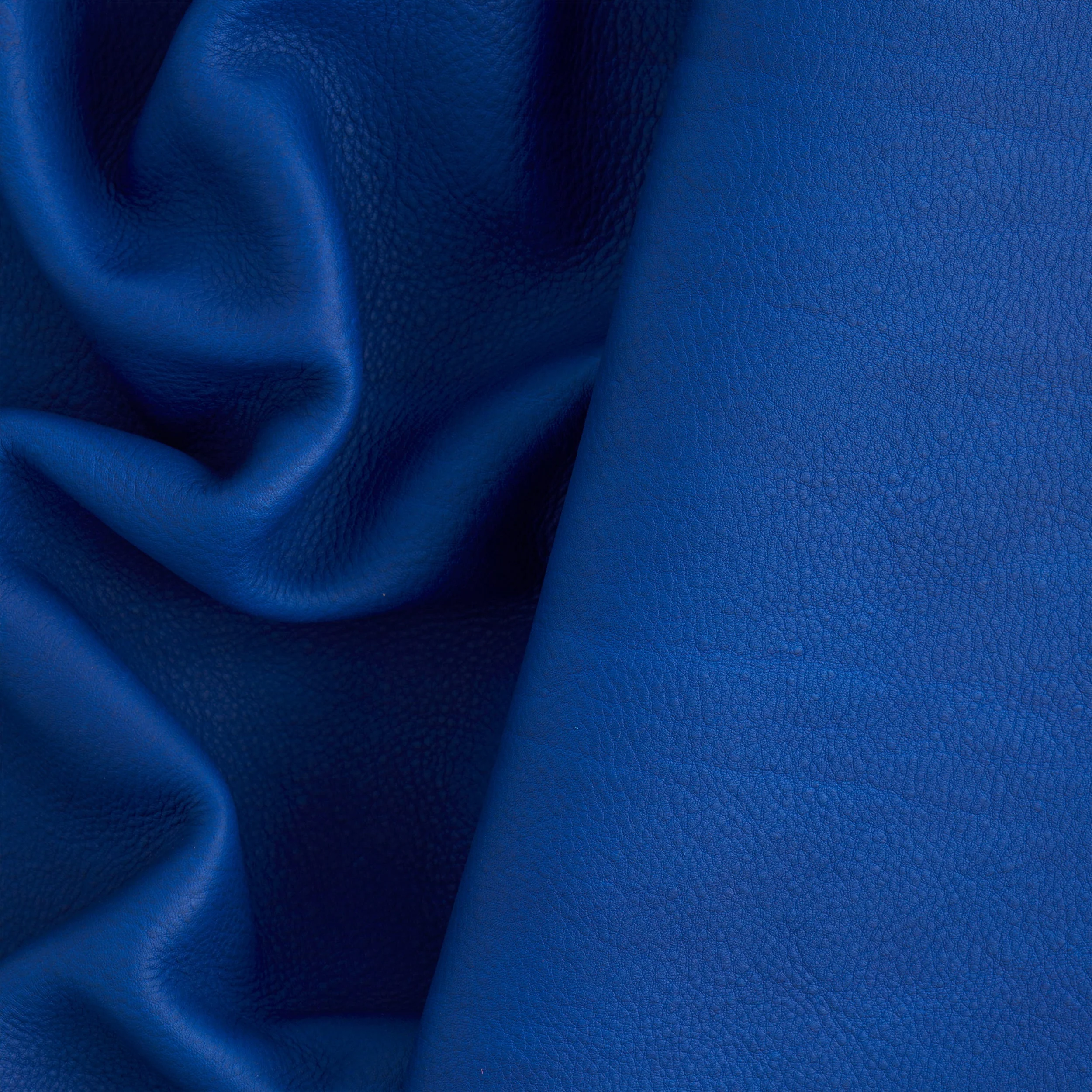 Vibrant Dyed Veg-Tan Double Shoulder - Image 31